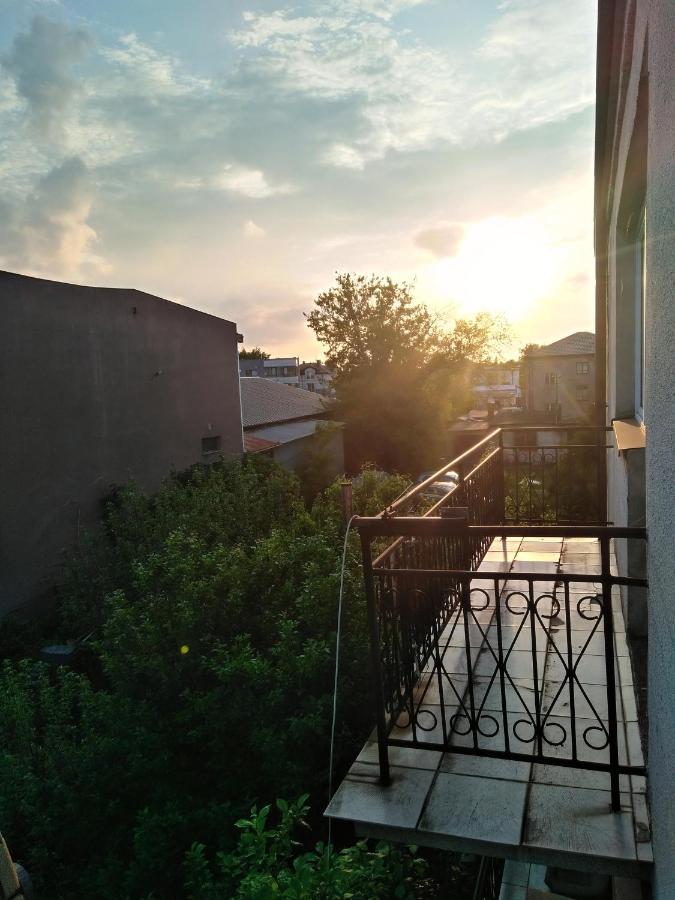 La Madriguera Bed & Breakfast Raszyn Exterior photo