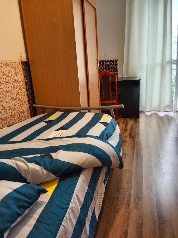 La Madriguera Bed & Breakfast Raszyn Exterior photo